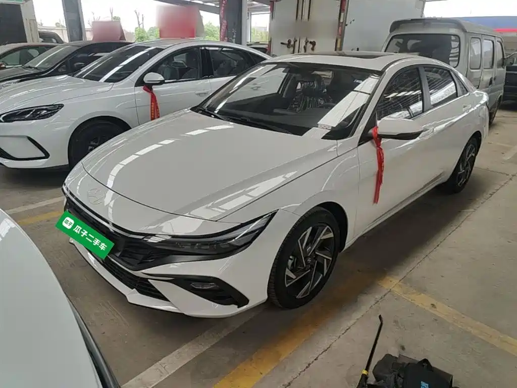 Hyundai Elantra 2023 1.5L CVT GLX Elite Edition