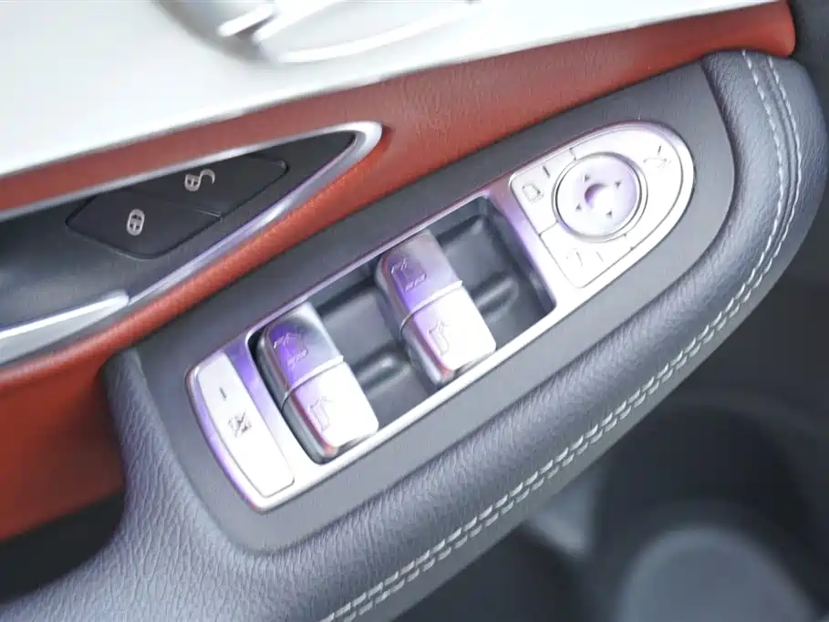 Mercedes-Benz C-Class 2021 C 260 Starry Exclusive Edition фото 22