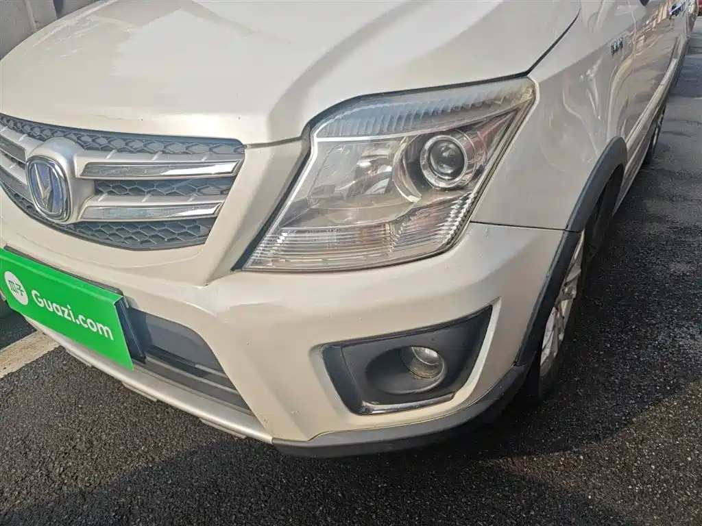 Changan CX20 2016 2014 1.4L IMT Sunroof Navigation Edition (China V)