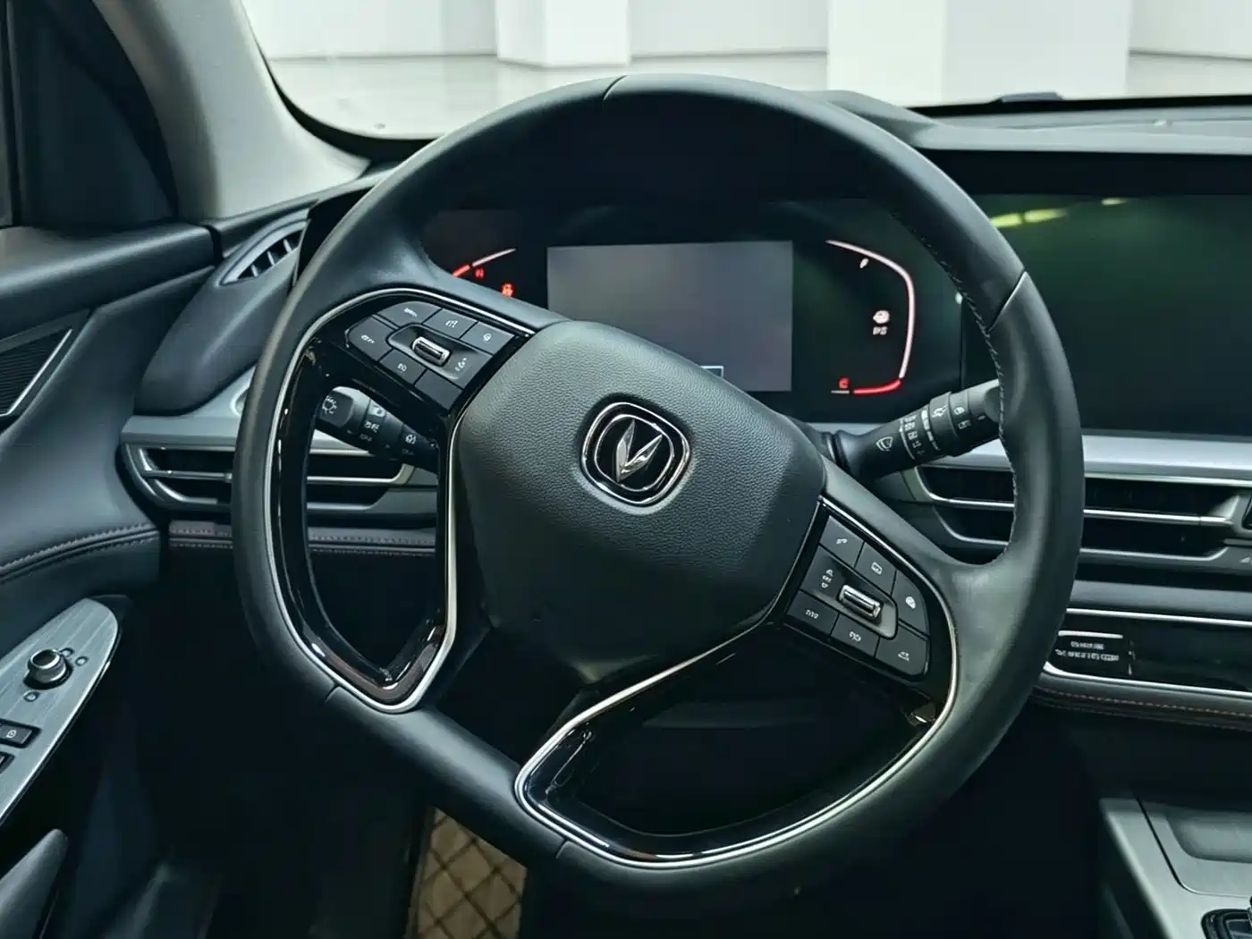 Фото 8 - Changan CS75 PLUS