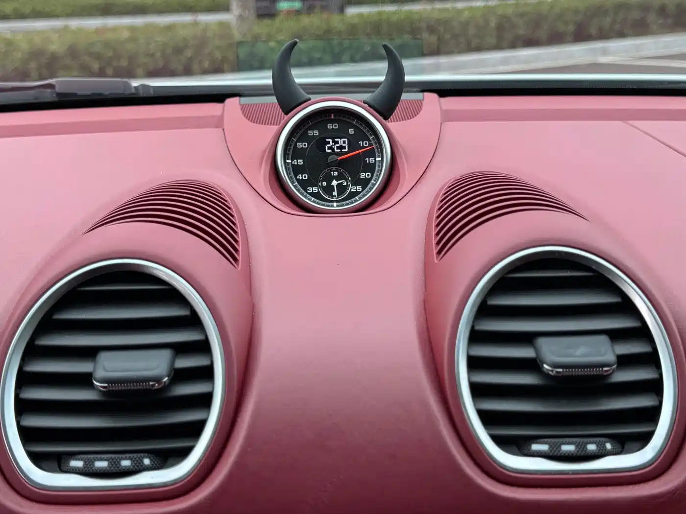 Porsche 718 2018 Cayman 2.0T фото 11