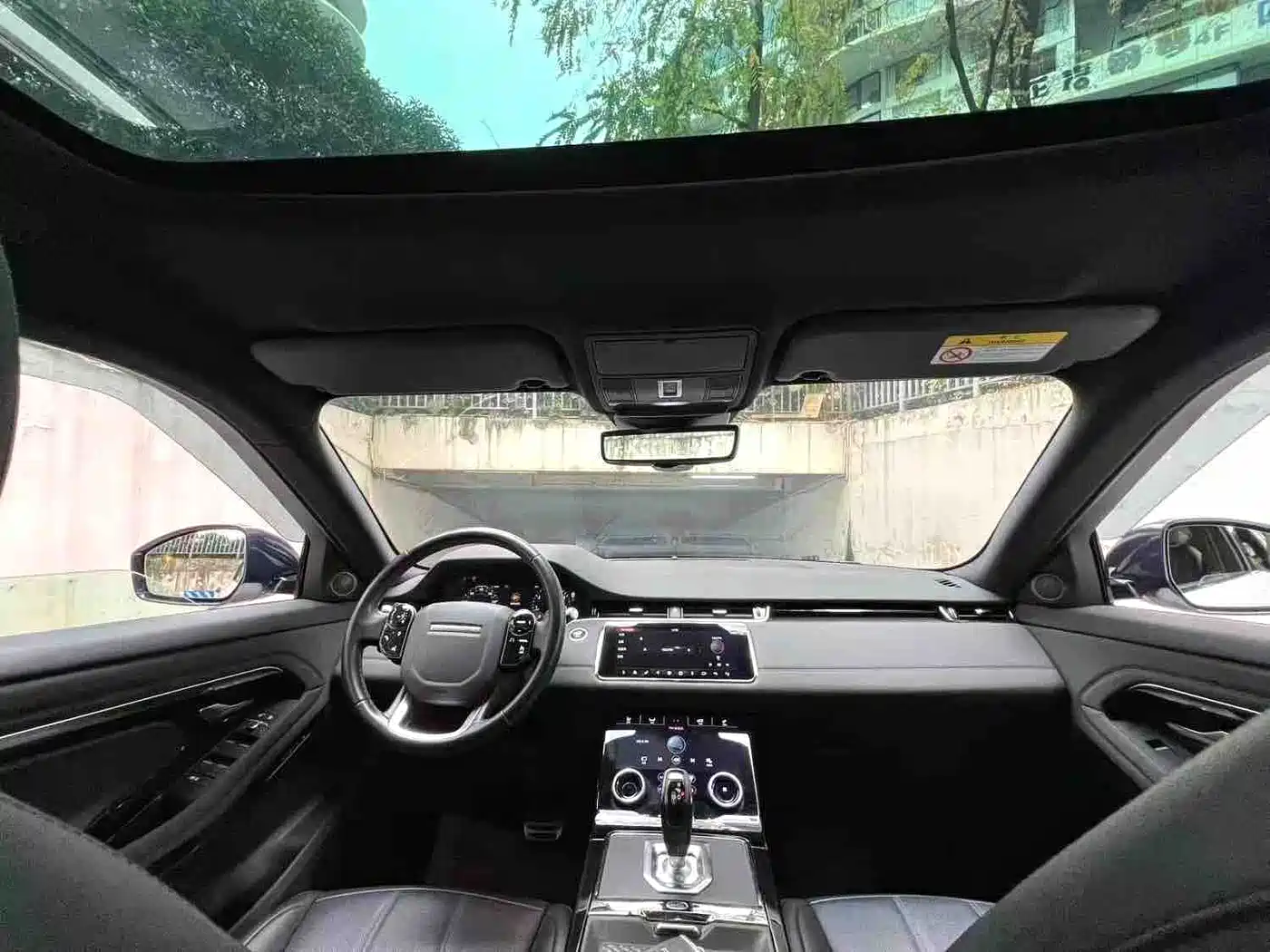 Land Rover Range Rover Evoque 2020 249PS R-DYNAMIC SE Sport Tech Edition фото 6