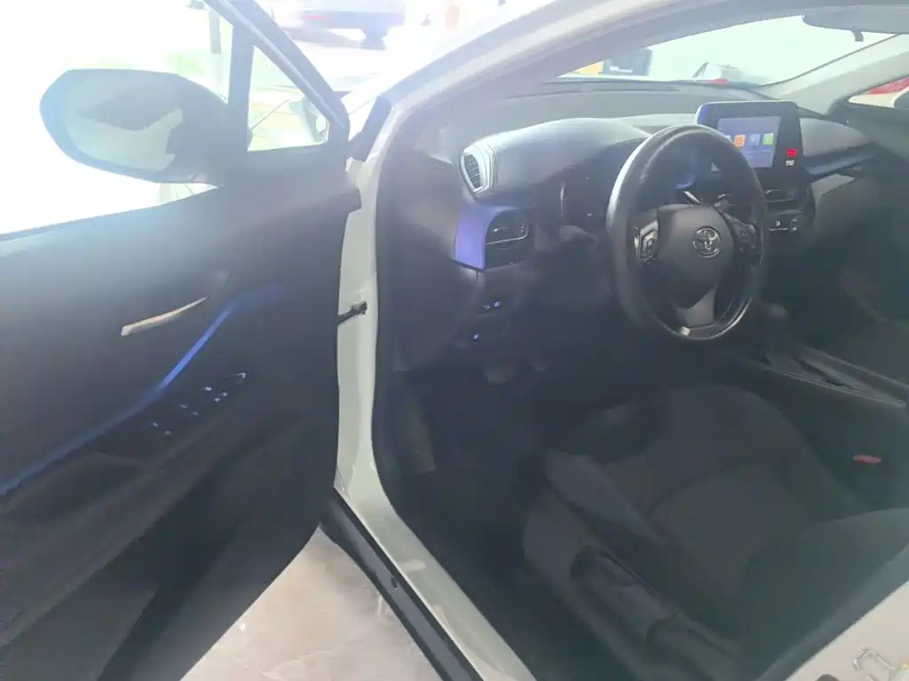 Toyota C-HR 2023 2022 2.0L Comfort Edition