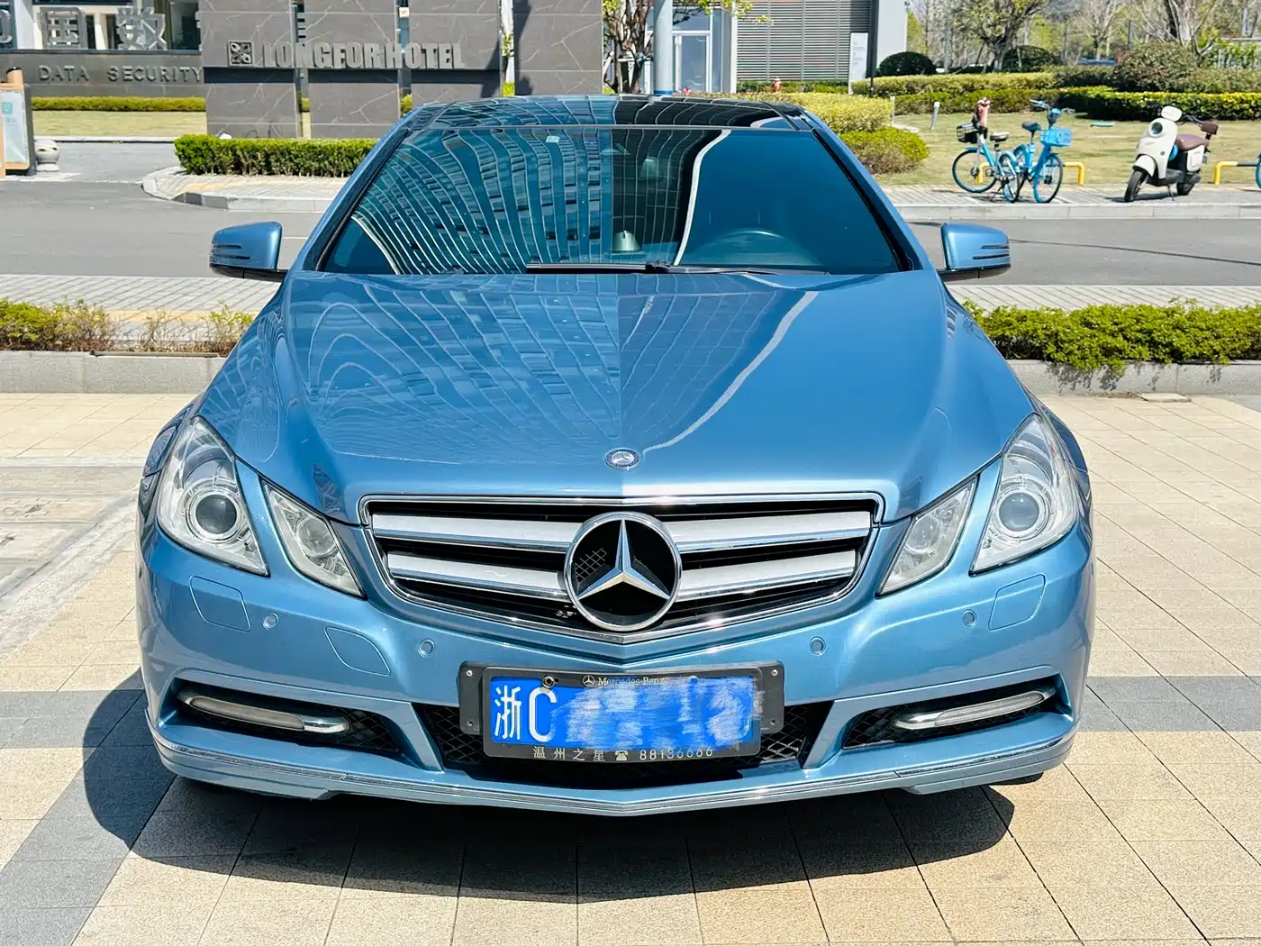 Mercedes-Benz E-Class (Import) 2011 E 260 CGI Coupe фото 2