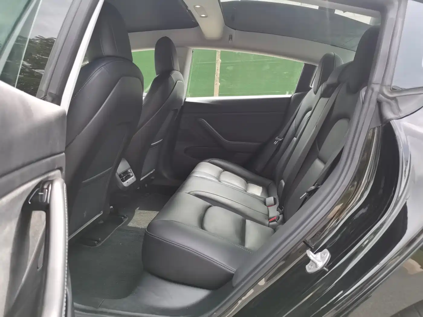Tesla Model 3 (Import) 2019 2019 Long Range All-Wheel Drive Edition