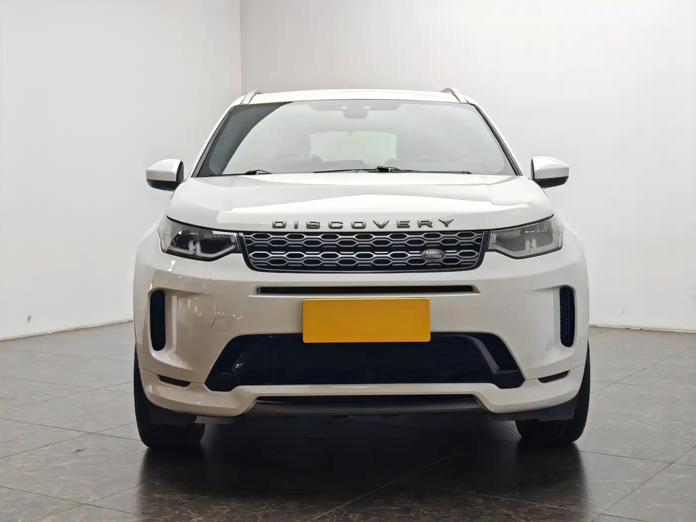Land Rover Discovery Sport 2021 249PS R-Dynamic S Performance Edition фото 5