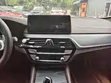 Photo 17 - BMW 5 Series
