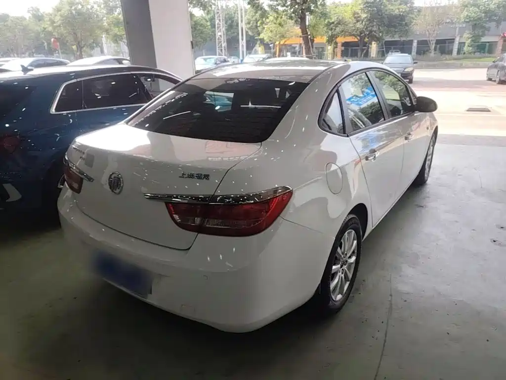 Фото 7 - Buick Excelle