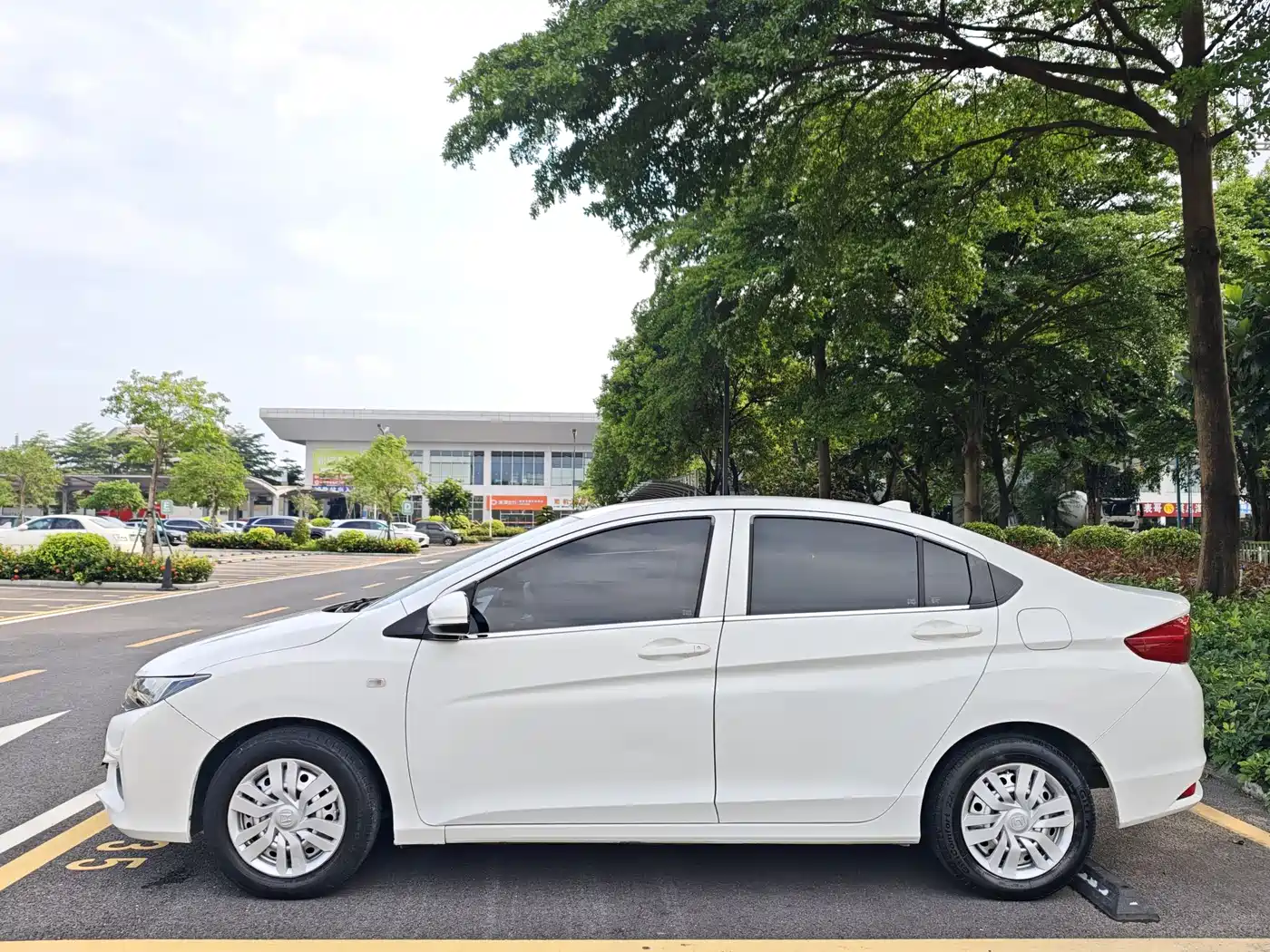 Photo 4 - Honda City