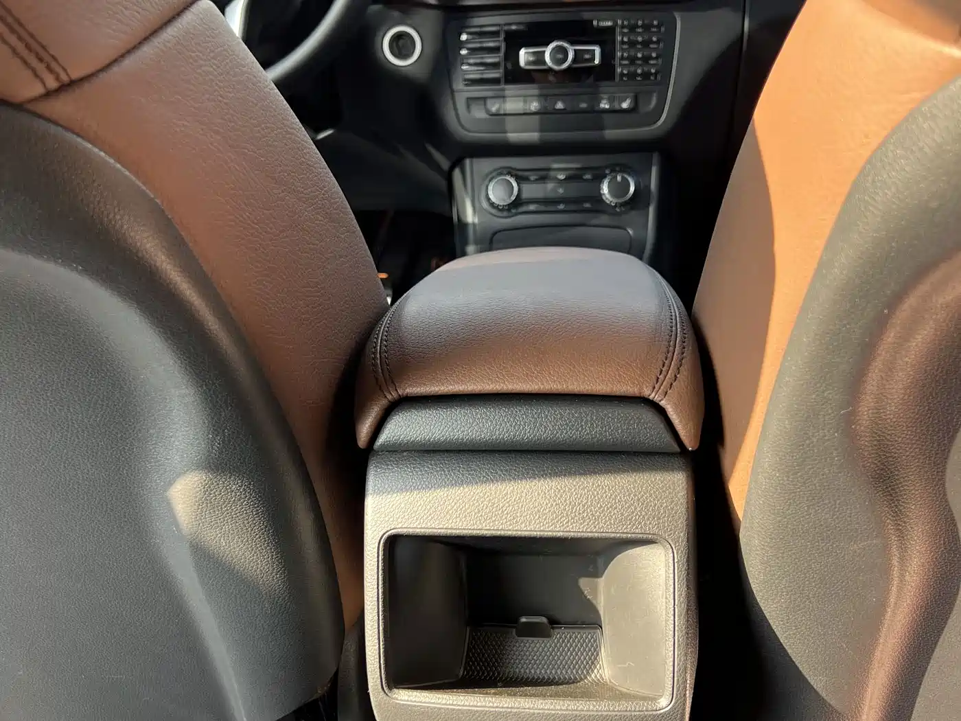 Mercedes-Benz B-Class 2013 2012 B 200