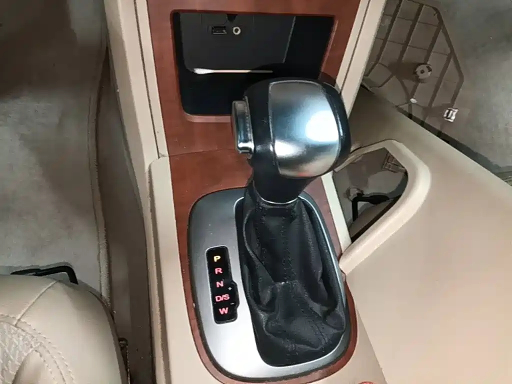 Roewe 350 2015 2014 1.5L Automatic Joy Edition
