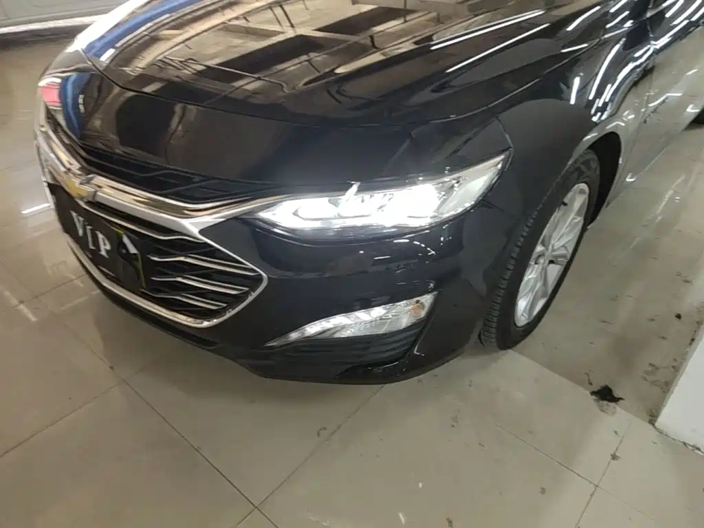 Photo 24 - Chevrolet Malibu XL