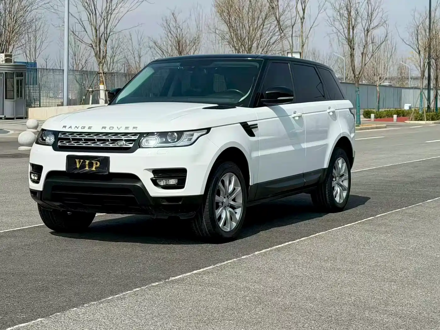 Land Rover Range Rover Sport 2016 Model 3.0 SDV6 HSE DYNAMIC
