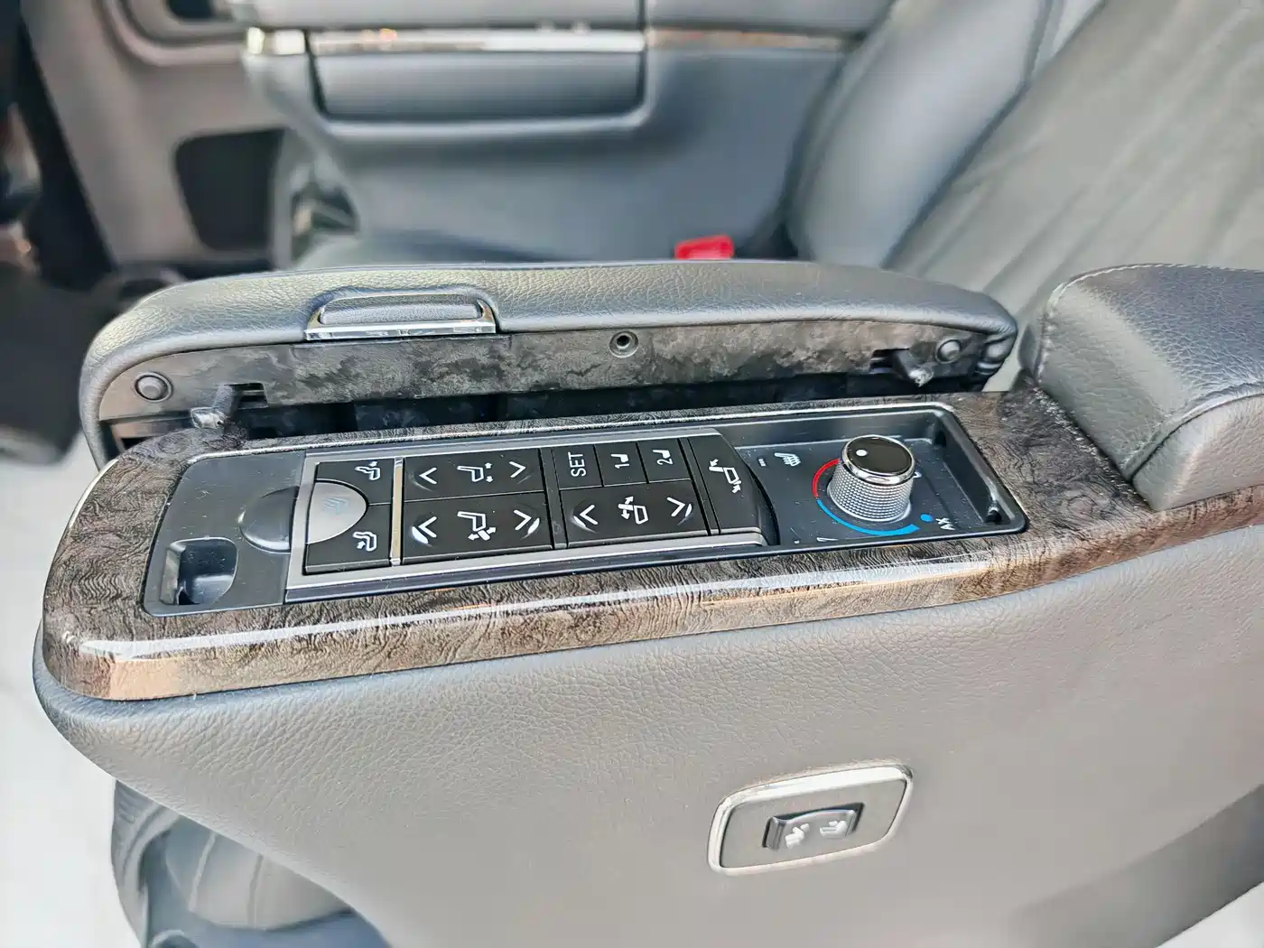 Mercedes-Benz V-Class 2021 V 260 Pilot Edition фото 15