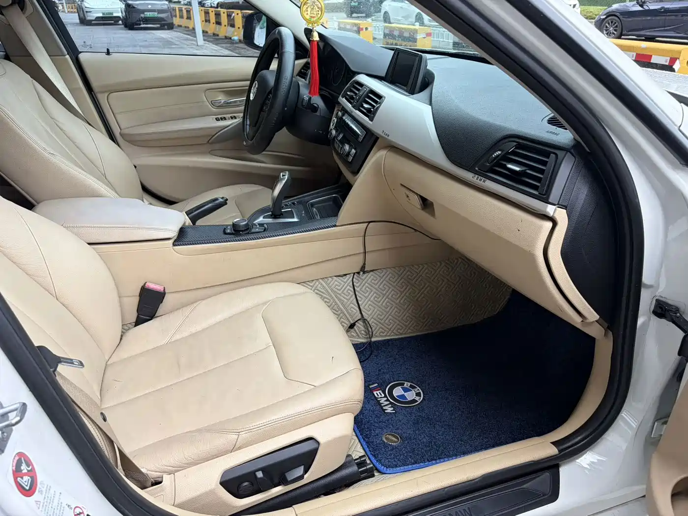 Photo 10 - BMW 3 Series