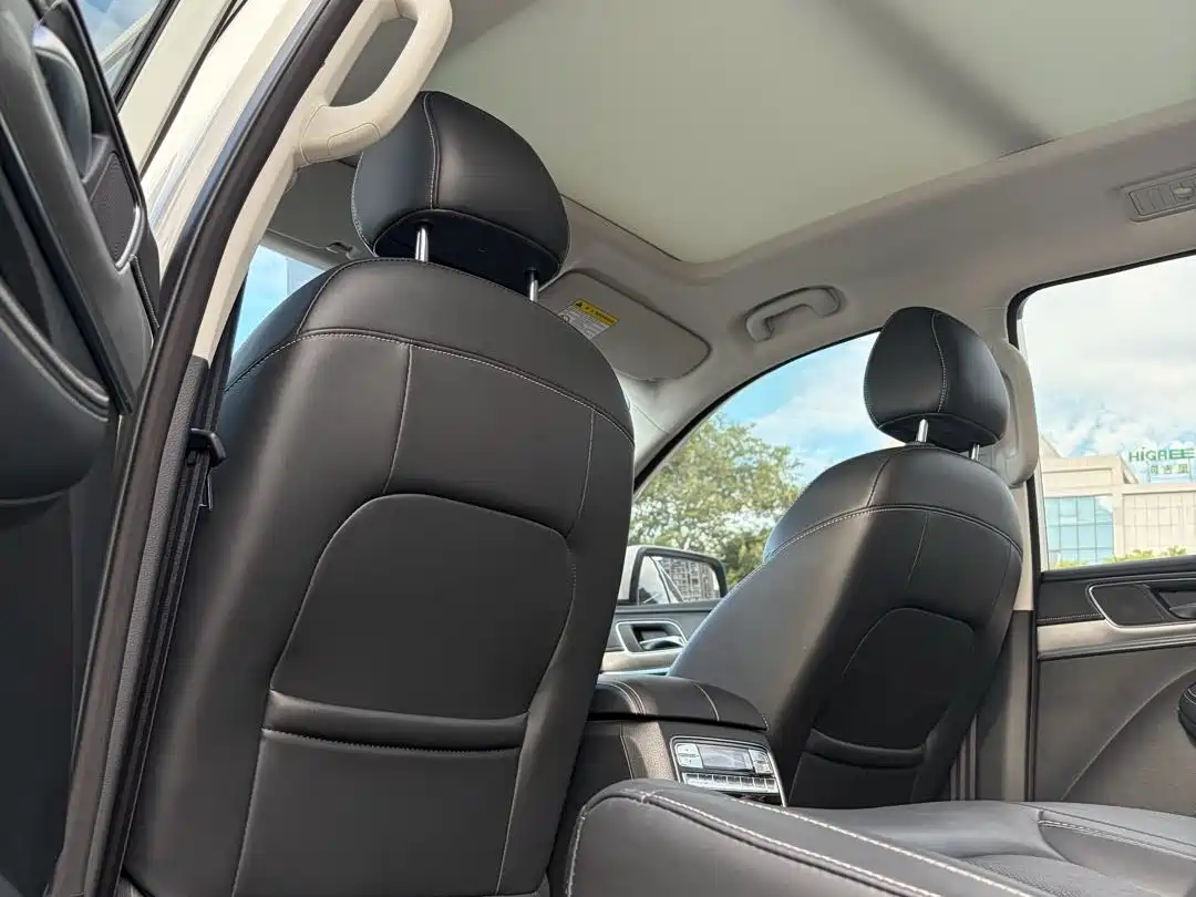 Roewe RX8 2023 2019 30T Intelligent Internet 2WD Flagship Edition