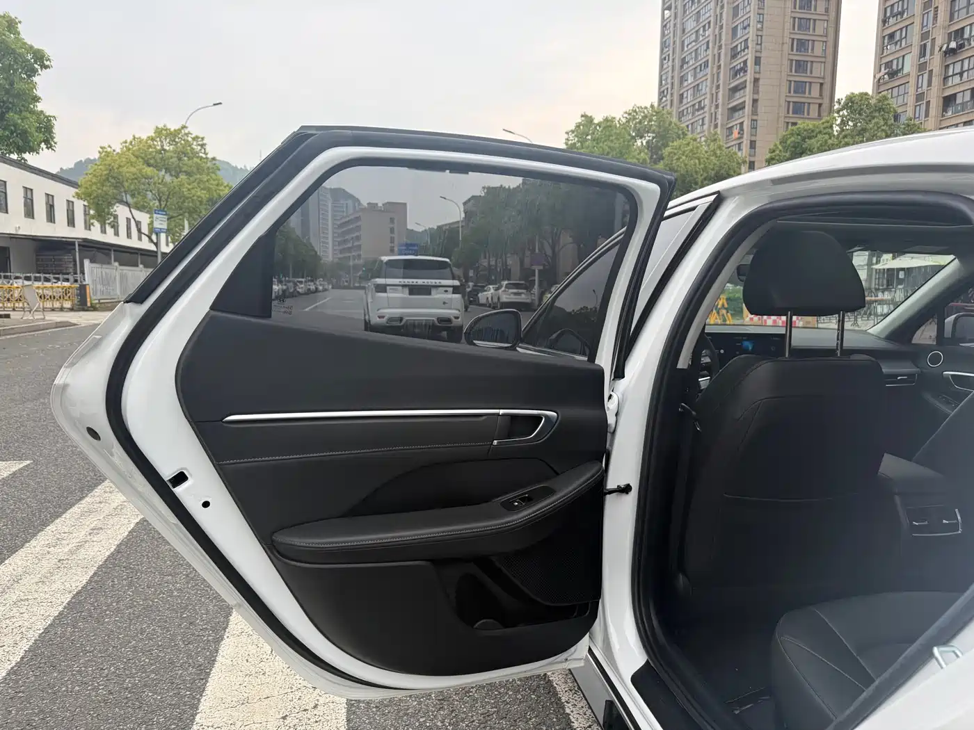 Hyundai Sonata 2024 1.5T Pro фото 16