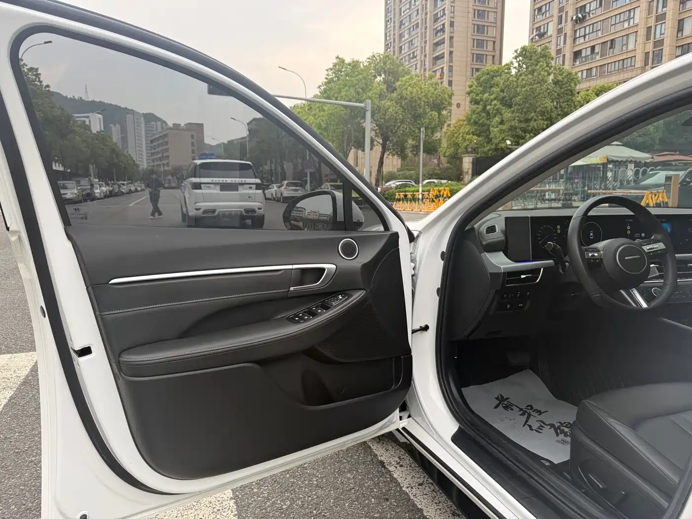 Hyundai Sonata 2024 1.5T Pro фото 18