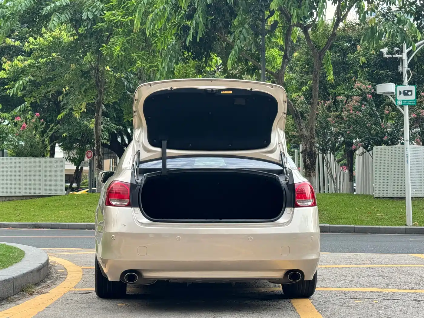 Фото 18 - Lexus GS