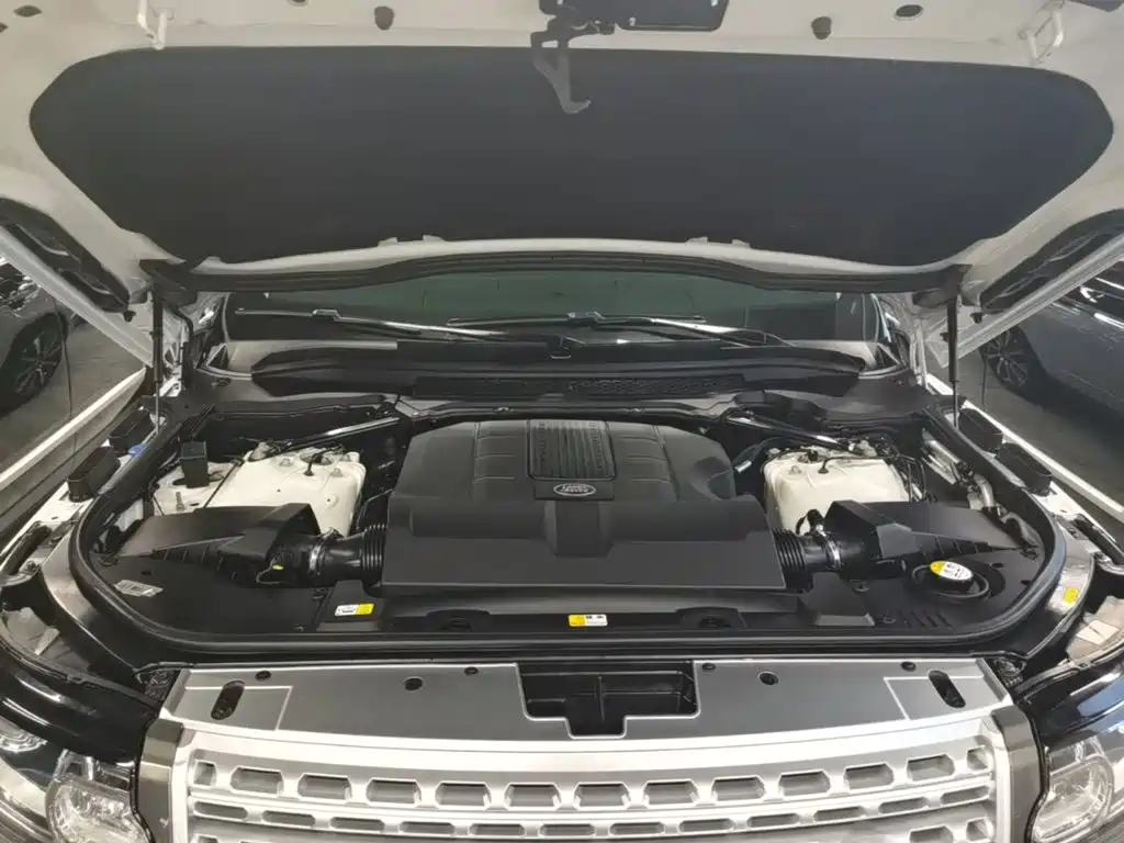 Фото 20 - Land Rover Range Rover