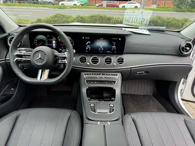Mercedes-Benz E-Class (Import) 2023 Facelift E 260 Fashion Sport — фото 5