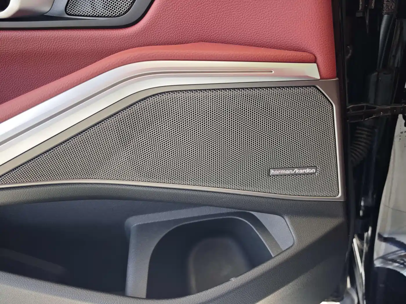 BMW 3 Series 2024 325Li M Sport Shadowline Package фото 15
