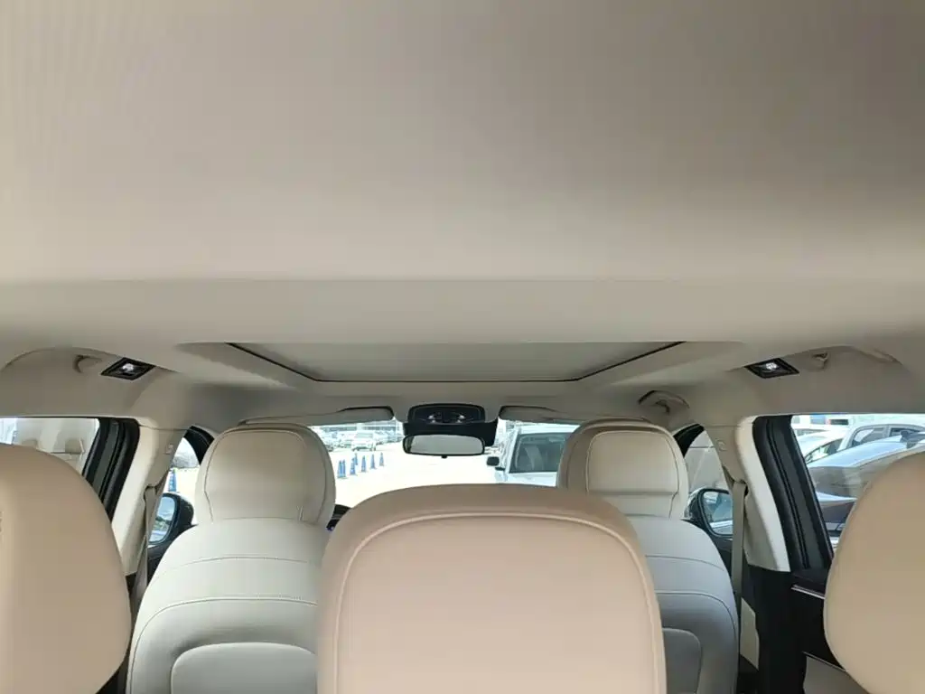 Exeed Lingyun 2023 2024 300T 2WD Starlight Edition
