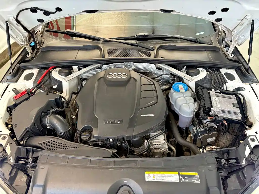 Photo 19 - Audi A4L