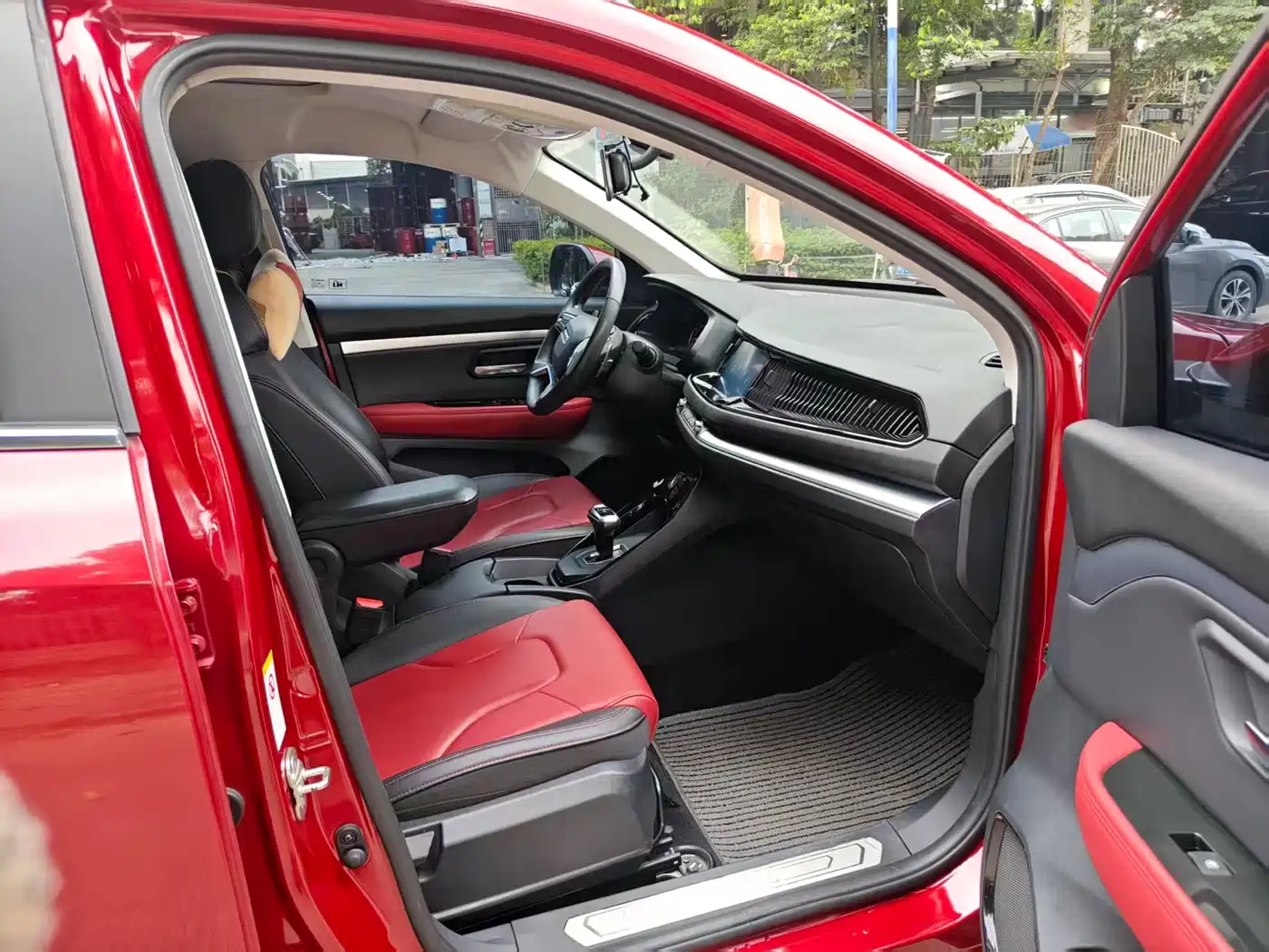 Haval H2s 2018 2018 Red Label 1.5T DCT Luxury Model