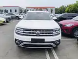 Photo 3 - Volkswagen Teramont