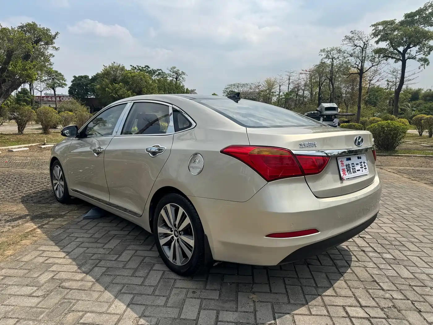 HYUNDAI NAME PICTURE