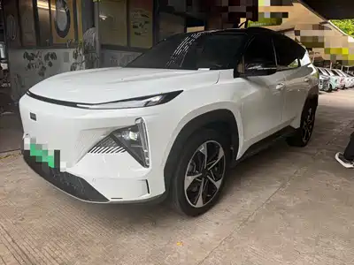 Geely Galaxy L7