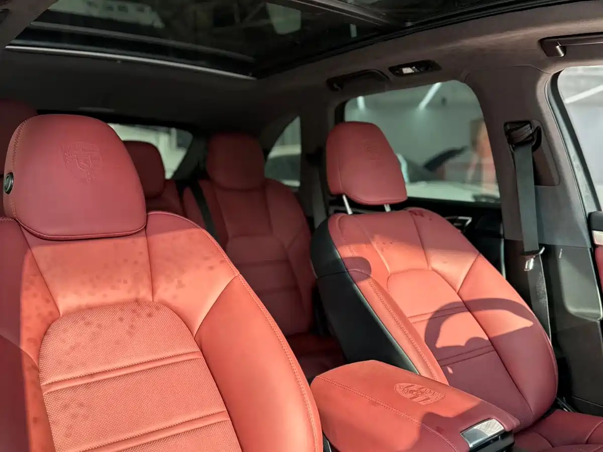 Porsche Cayenne 2011 Cayenne 3.0T фото 9