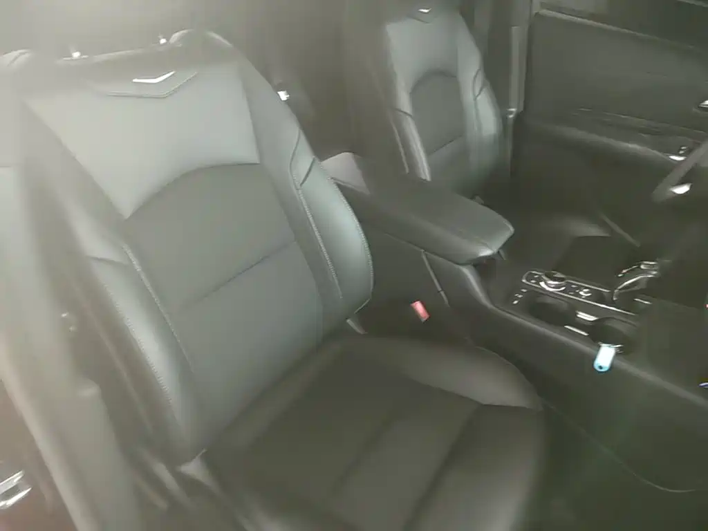 Photo 25 - Cadillac XT4