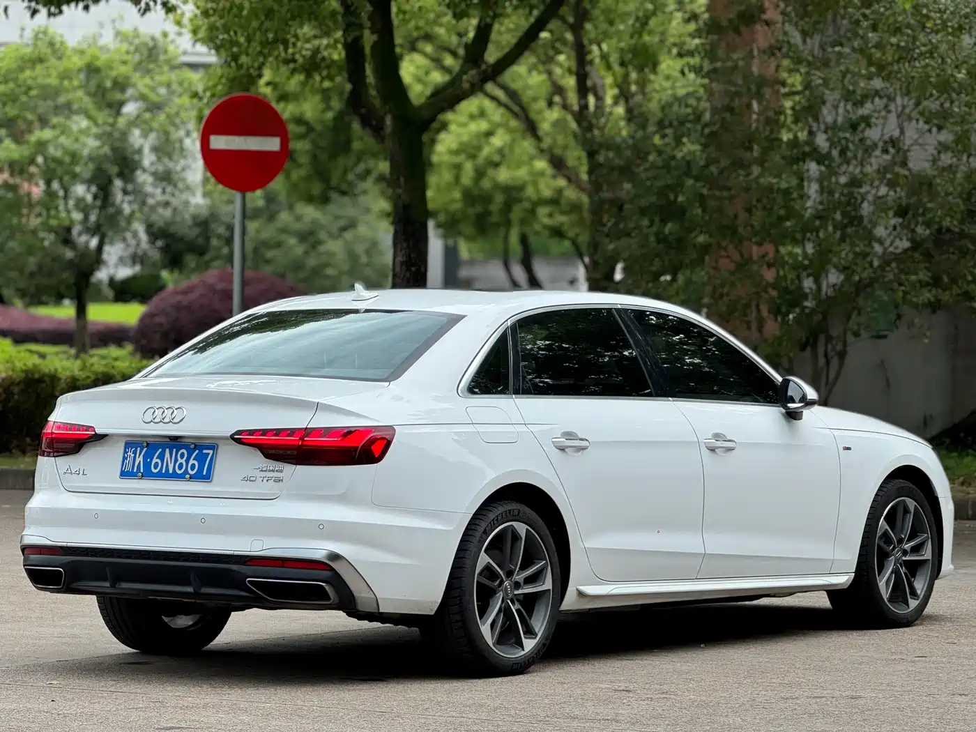 Audi A4L 2020 40 TFSI Fashion Dynamic Edition фото 4