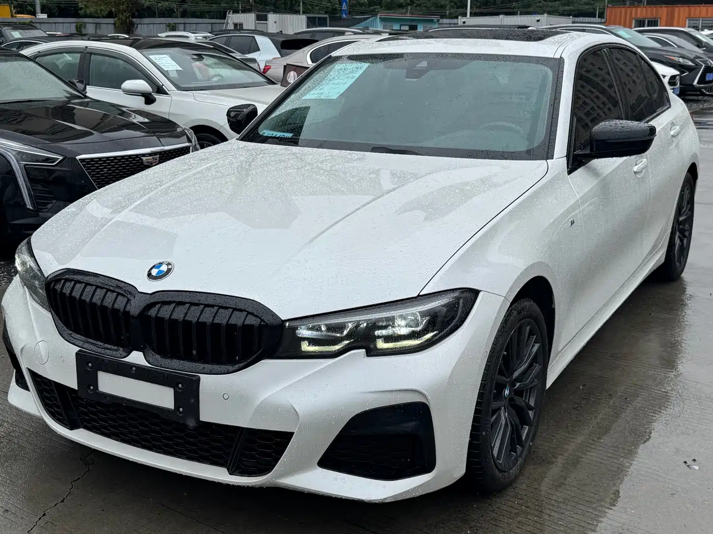 BMW 3 Series 2022 325i M Sport Shadow Edition