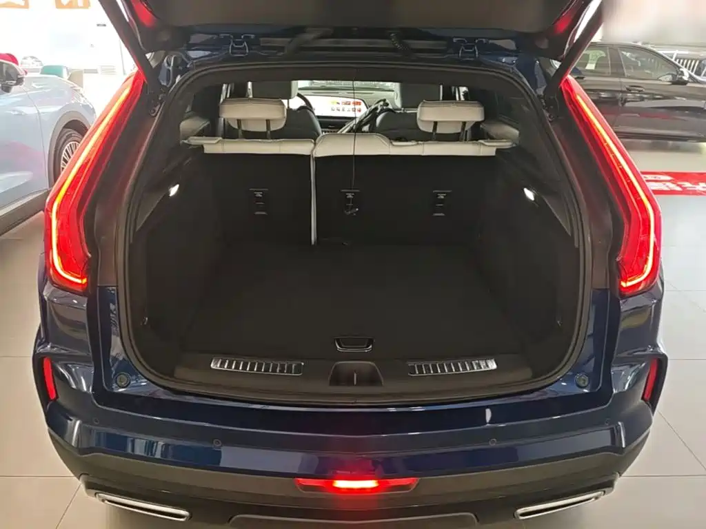 Cadillac XT4 2024 2024 28T 2WD Premium