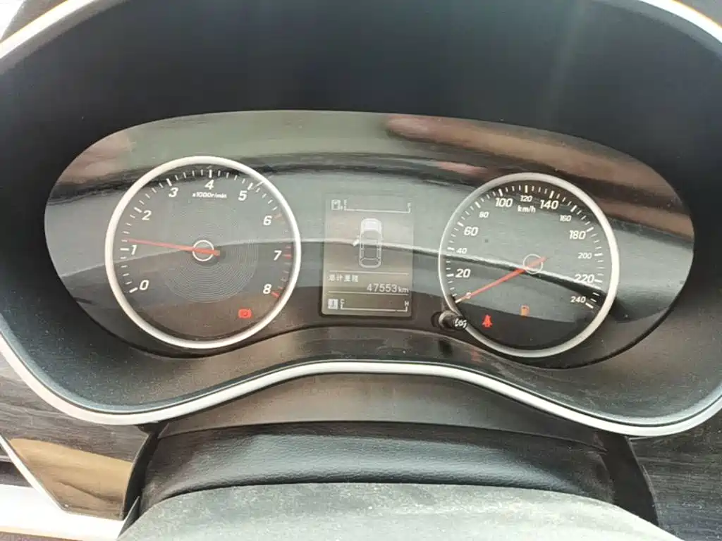 Baojun 560 2017 2017 1.5T Manual Comfort 7-seater