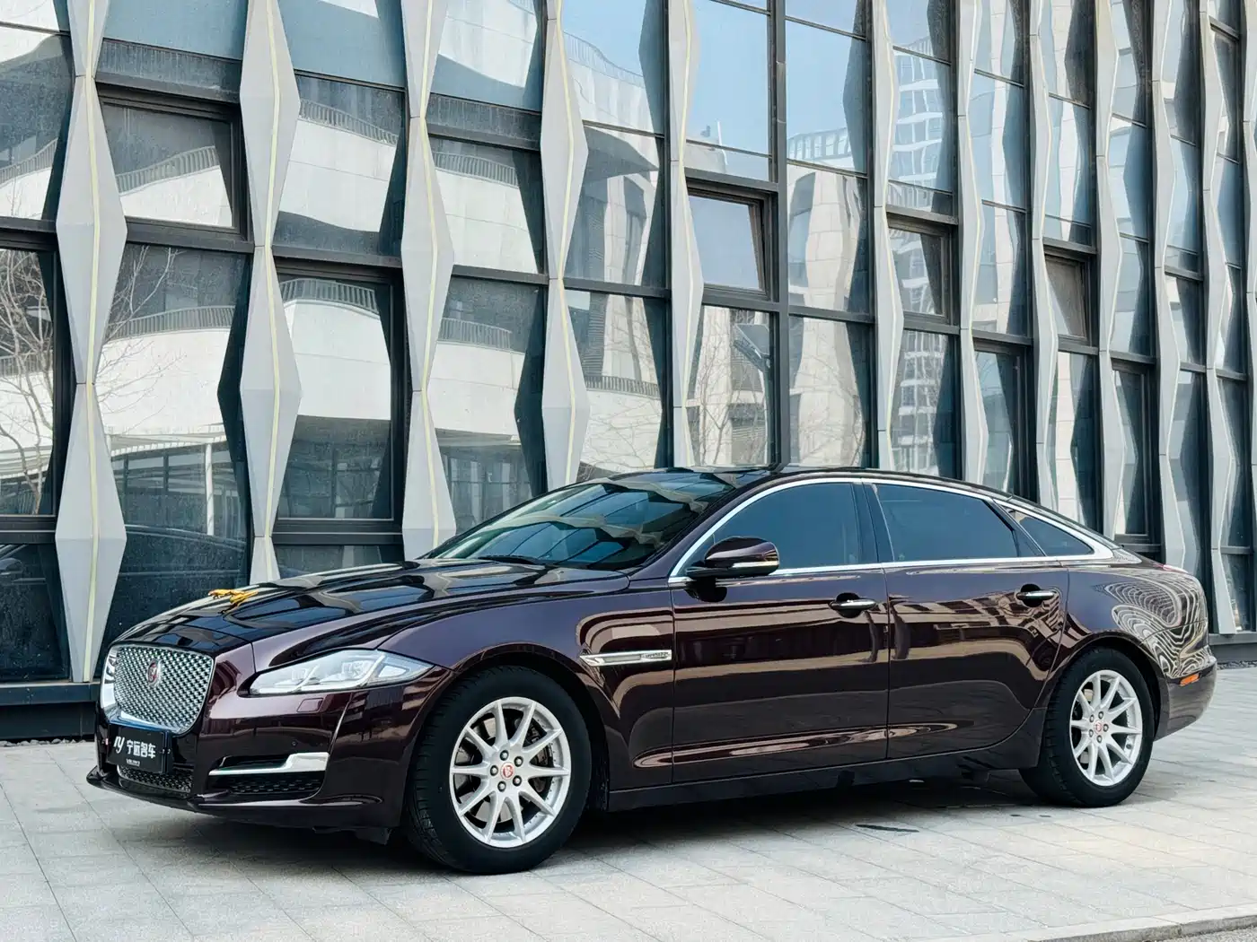 jaguar xj