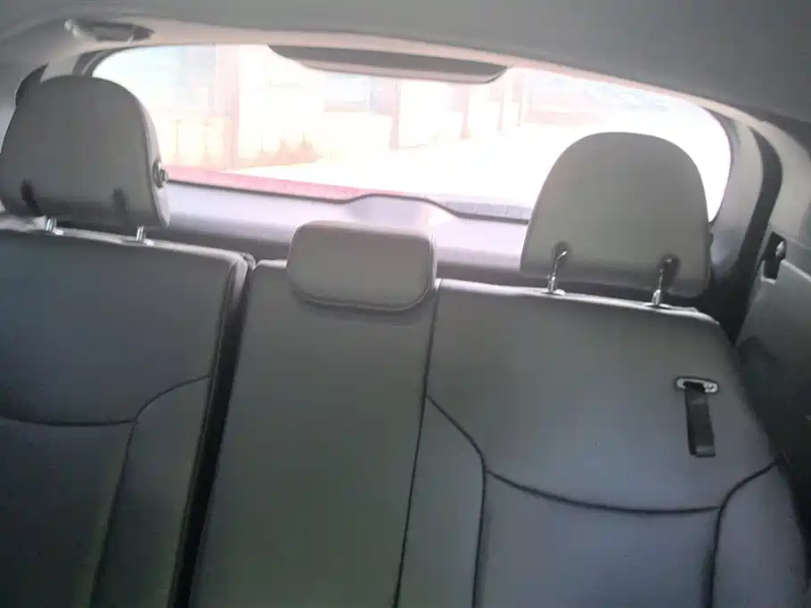 Toyota Sienna 2024 2.5L Hybrid AWD Luxury Edition фото 4