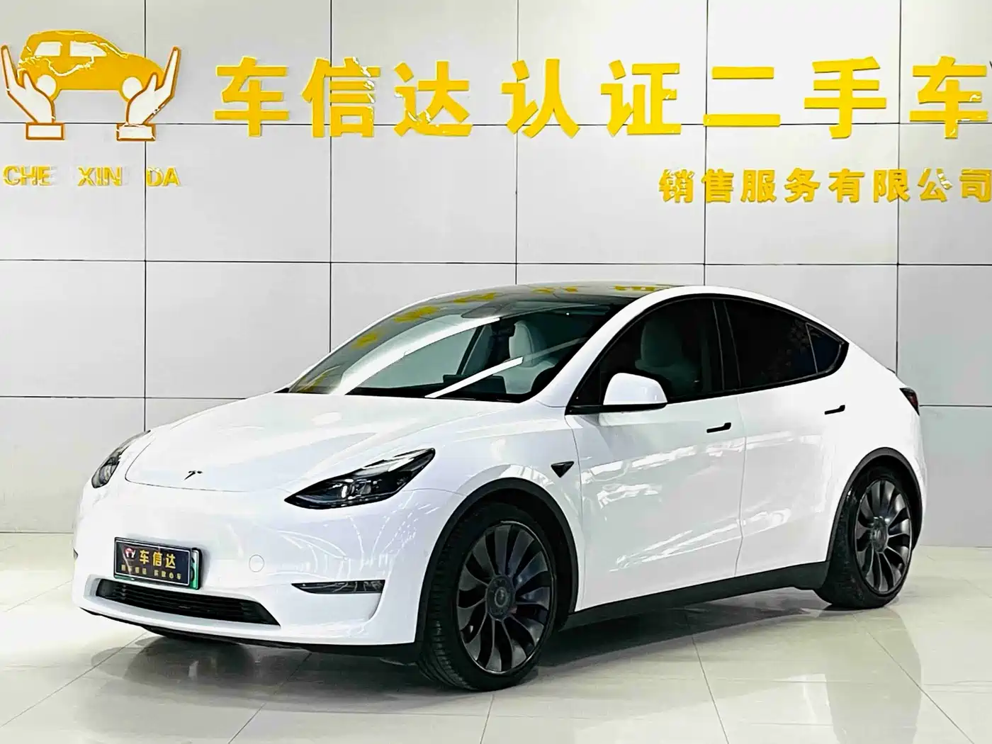Tesla Model Y 2023