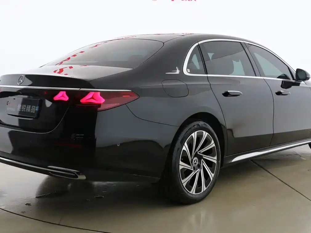 Mercedes-Benz E-Class 2024 Model E 300 L Luxury фото 7