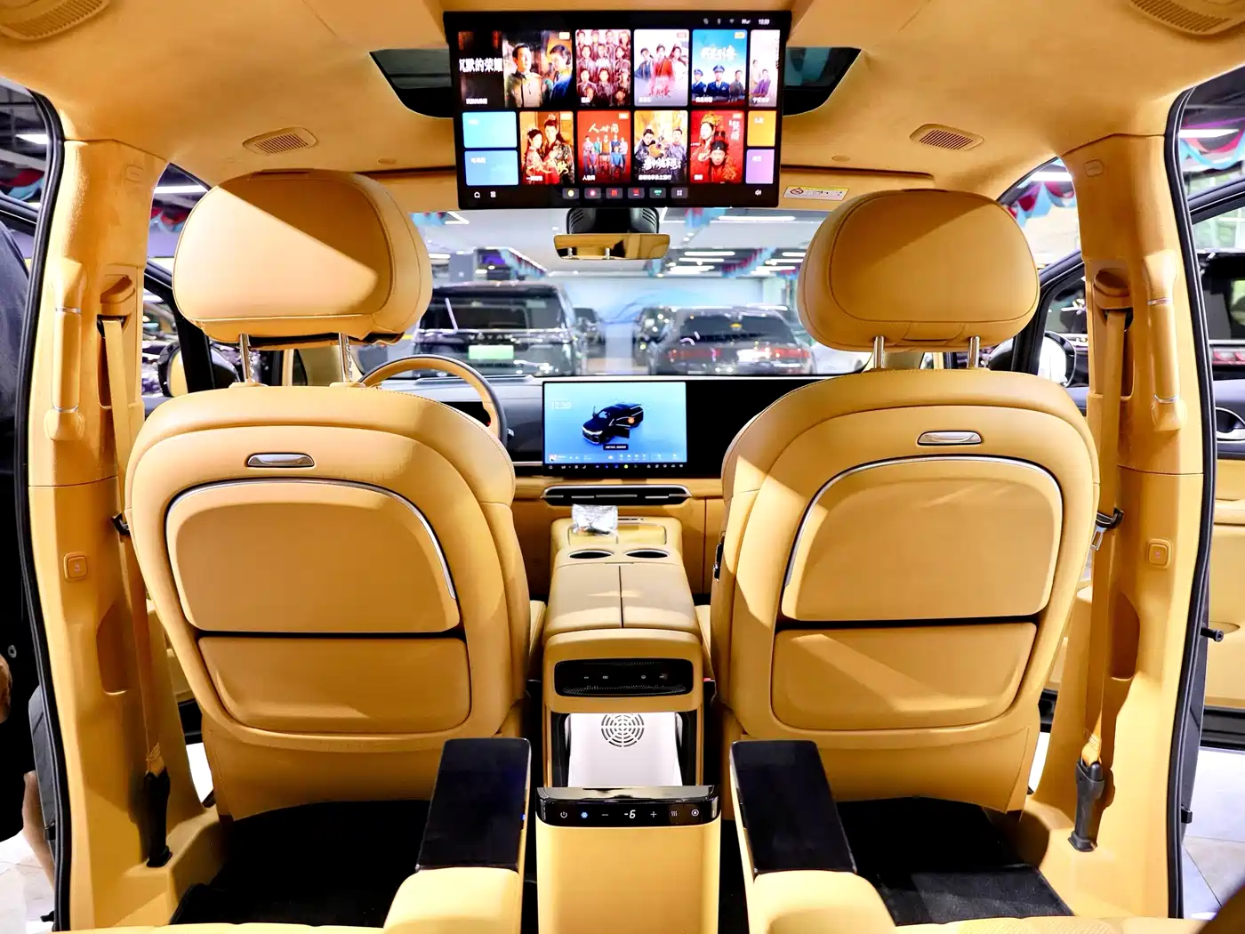 Voyah Auto Voyah Dreamer 2025 PHEV AWD Flagship Kunpeng Edition фото 19