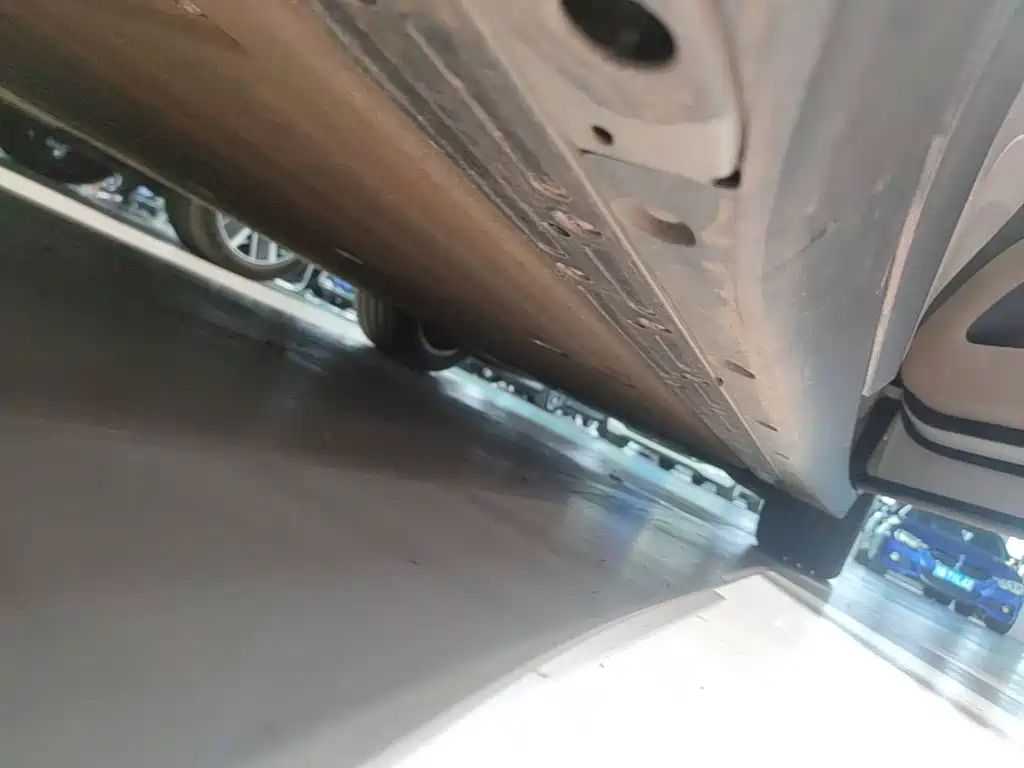 Li Auto i6 2026 2025 4WD Base Model