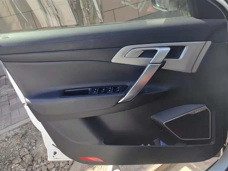 GEELY AUTOMOBILE BOYUE