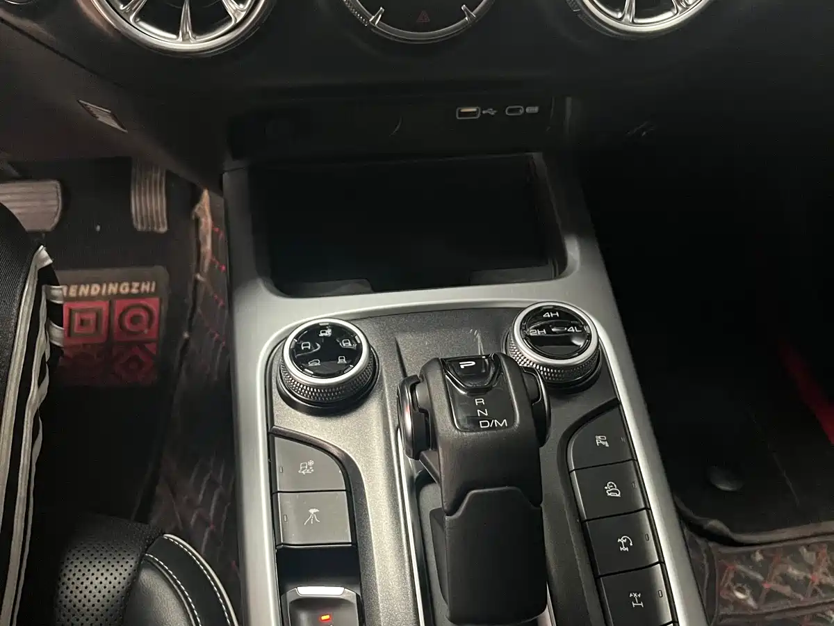 Tank 300 2023 Off-Road Edition 2.0T Conqueror фото 13