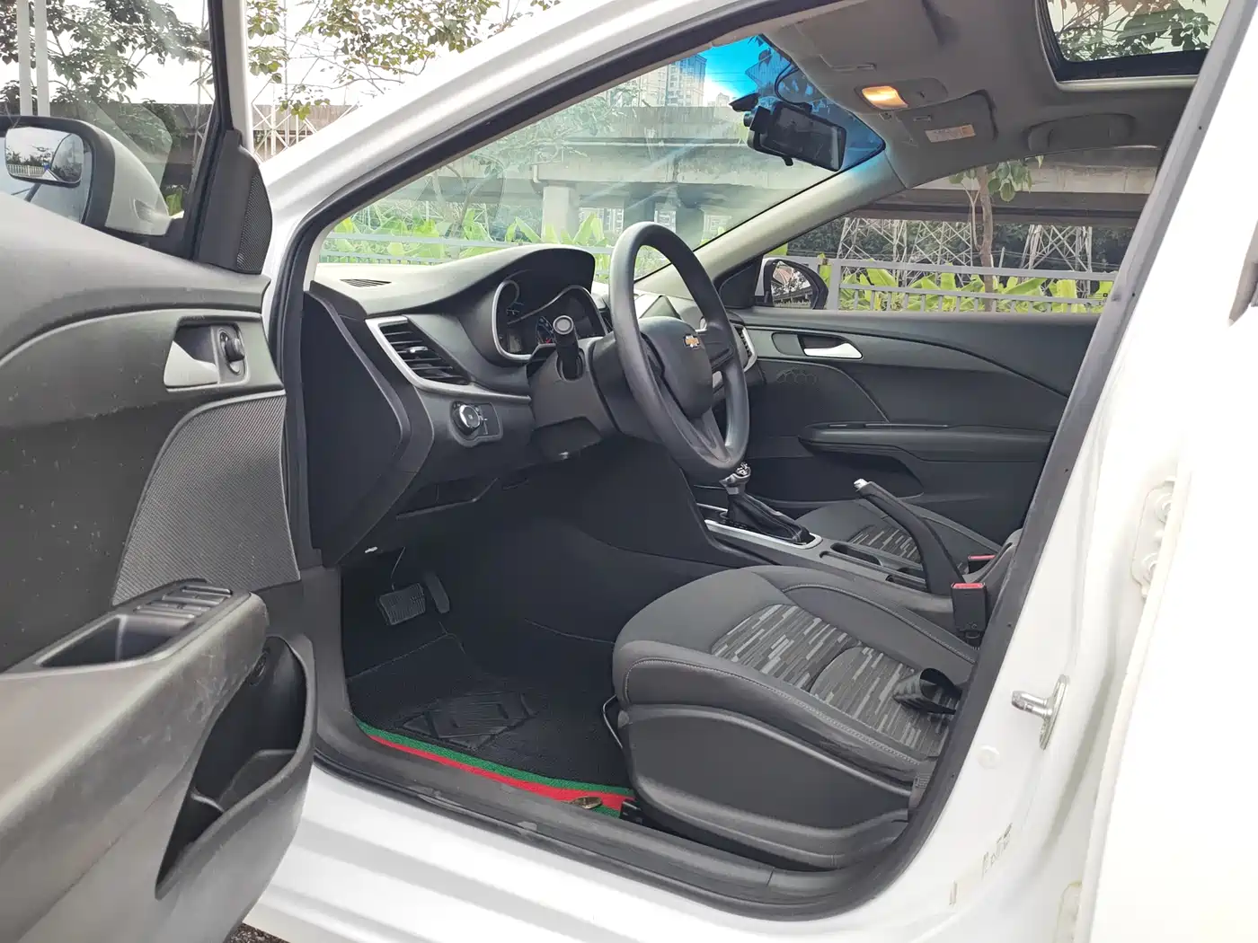Chevrolet Cavalier 2019 320 Auto Sunroof Enjoyment Edition фото 8