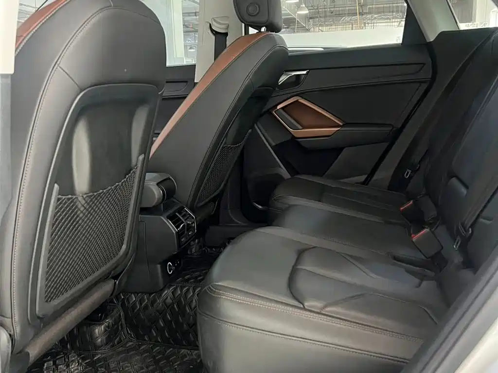Audi Q3 2021 35 TFSI Fashion Elegance фото 9