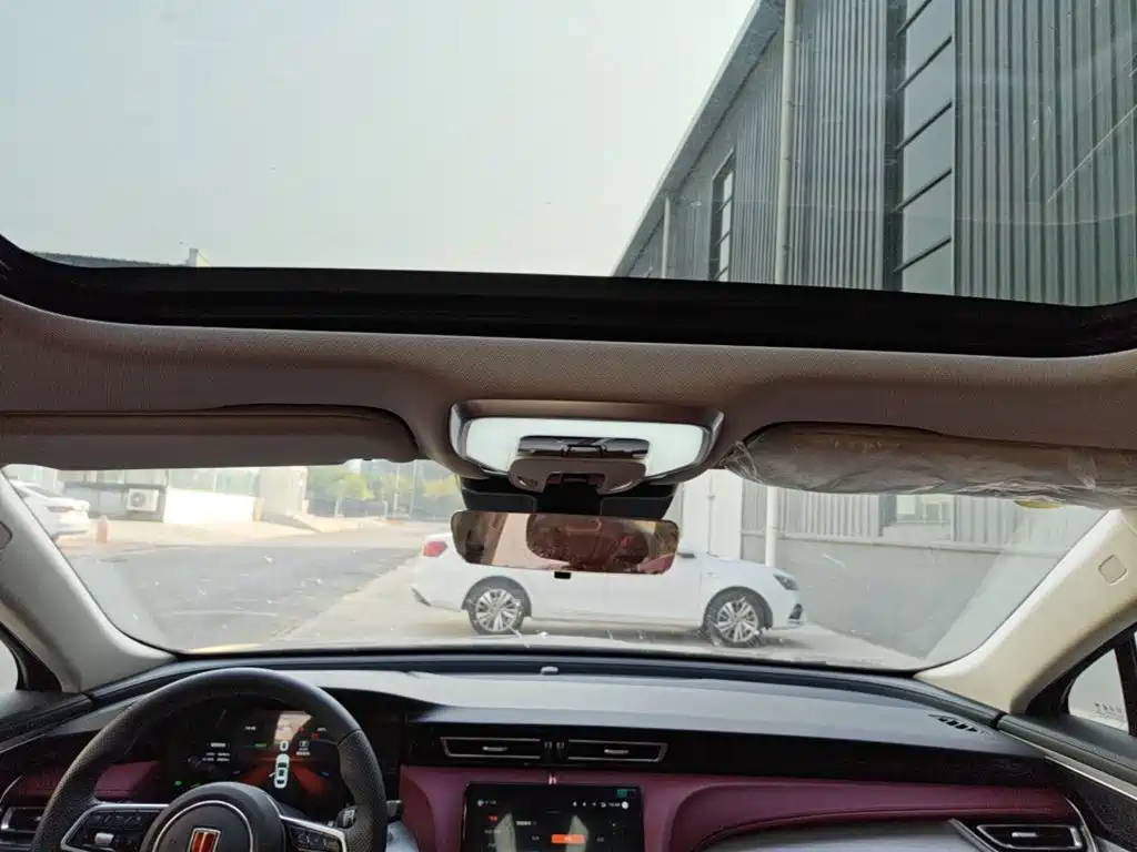 صورة 18 - Hongqi H5 PHEV