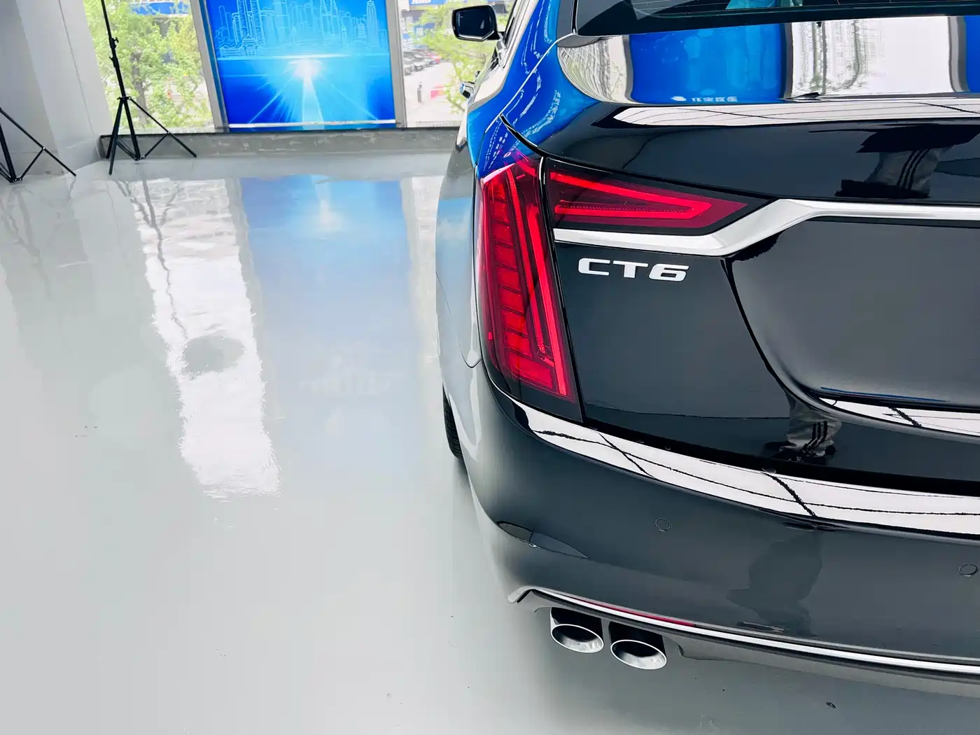 CADILLAC CT6